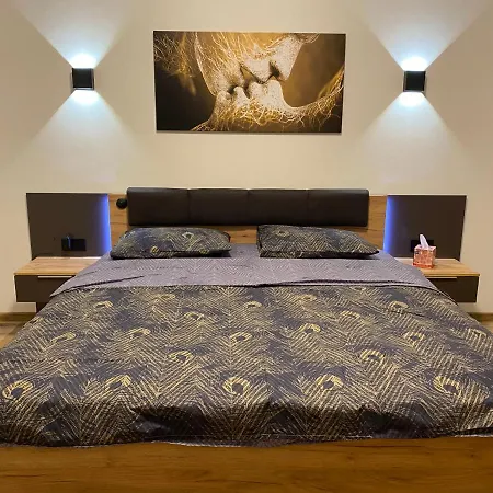 Apartment жк маєток володимирська 90 *