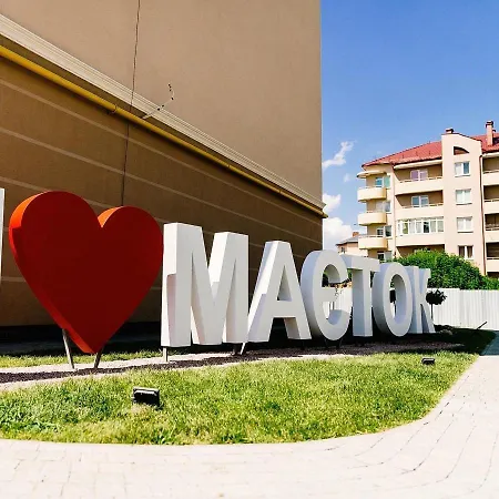 Apartmán жк маєток володимирська 90