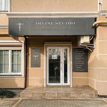 Appartamento жк маєток володимирська 90 Užhorod