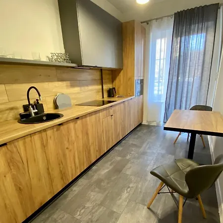 жк маєток володимирська 90 Apartment