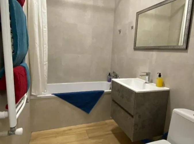 жк маєток володимирська 90 Apartment